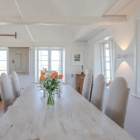 Holiday home Reethues Rosenkranz Aventoft